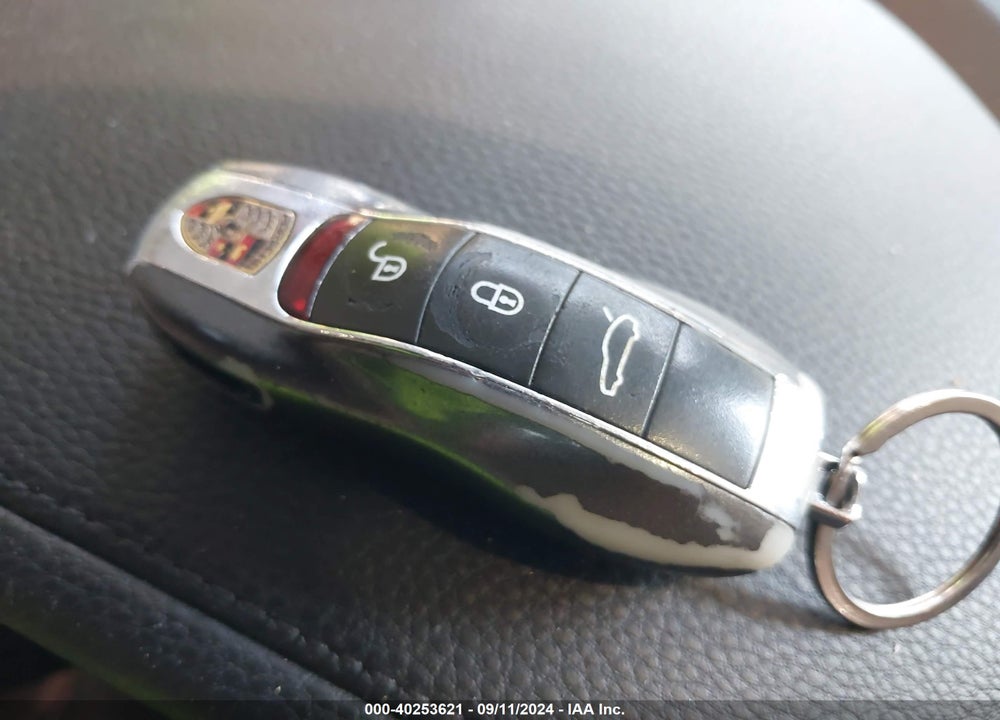 2012 PORSCHE PANAMERA 4S VIN: WP0AB2A72CL060693