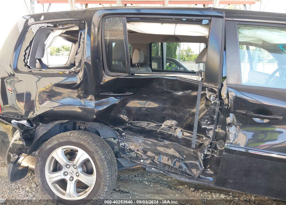 2014 HONDA PILOT EX-L VIN: 5FNYF4H56EB025910