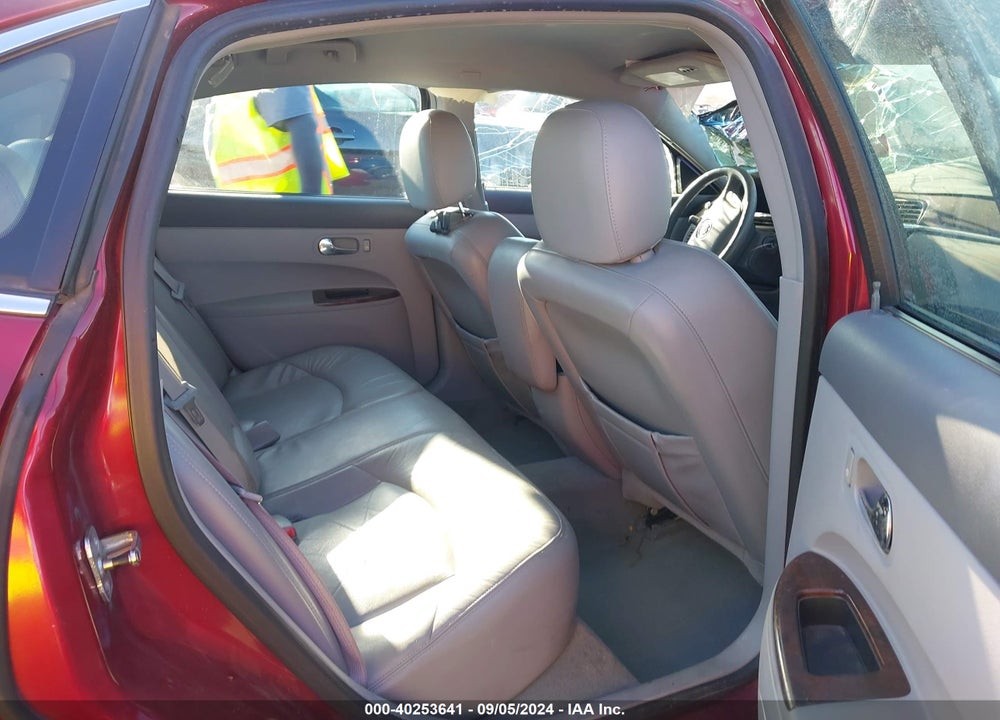 2007 BUICK LACROSSE CXL VIN: 2G4WD582171188992