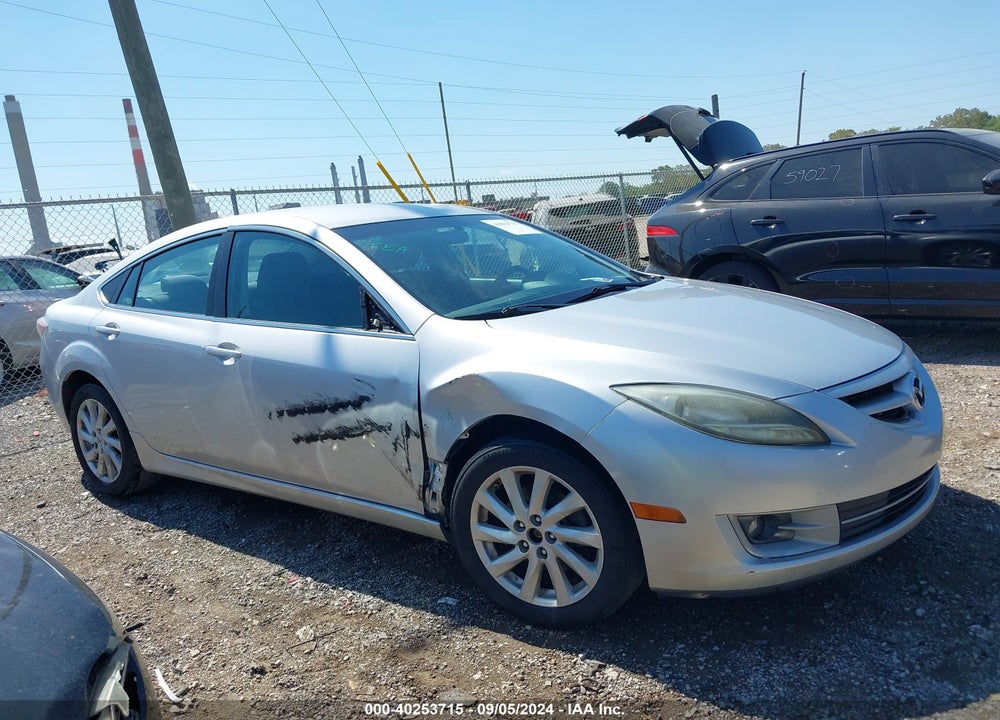2011 MAZDA 6 I TOURING VIN: 1YVHZ8CH6B5M01352