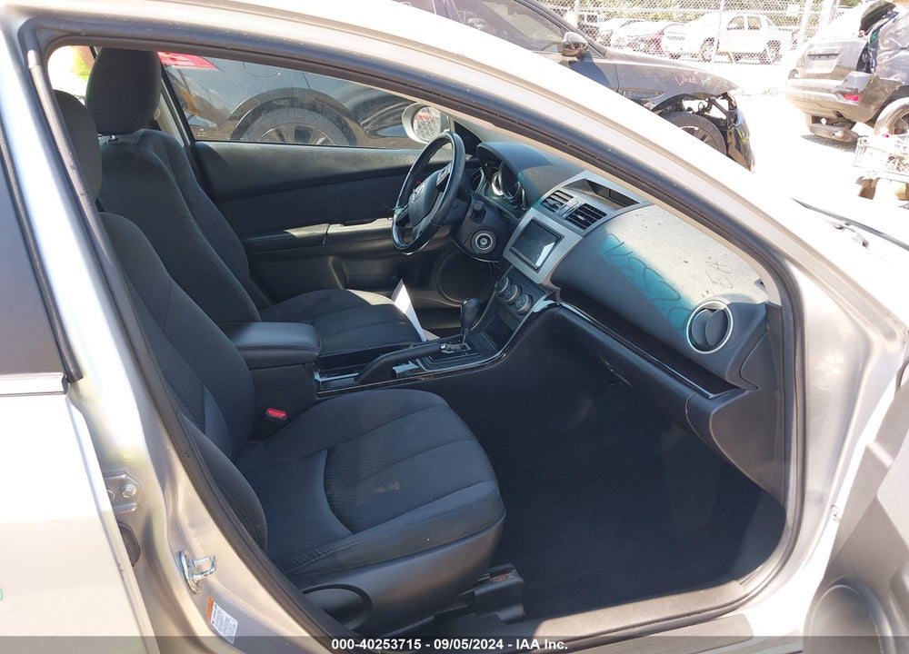 2011 MAZDA 6 I TOURING VIN: 1YVHZ8CH6B5M01352