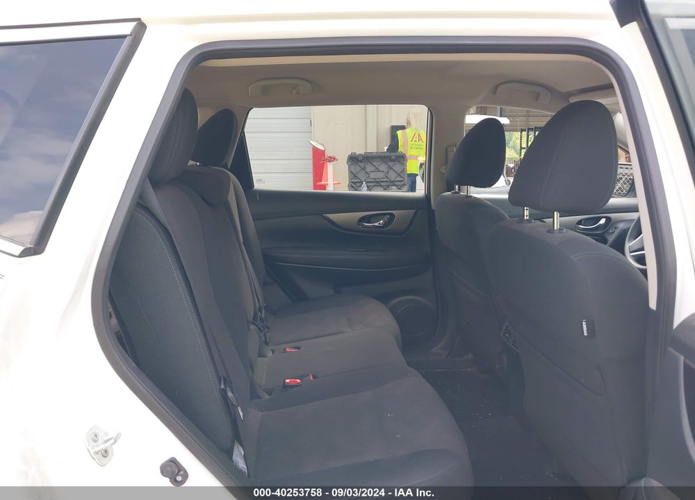 2016 NISSAN ROGUE SV VIN: KNMAT2MT6GP716382