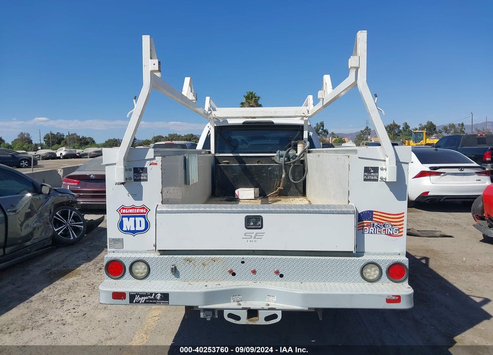 2019 FORD F-350 CHASSIS XL VIN: 1FD8X3ET9KEF25630