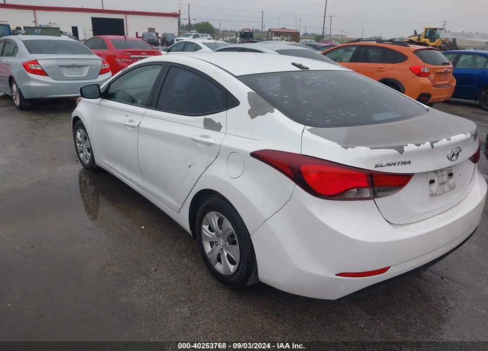 2016 HYUNDAI ELANTRA SE VIN: 5NPDH4AE7GH764369