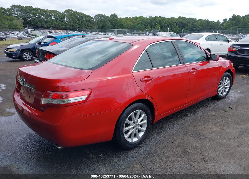 2011 TOYOTA CAMRY XLE VIN: 4T1BF3EK2BU653018
