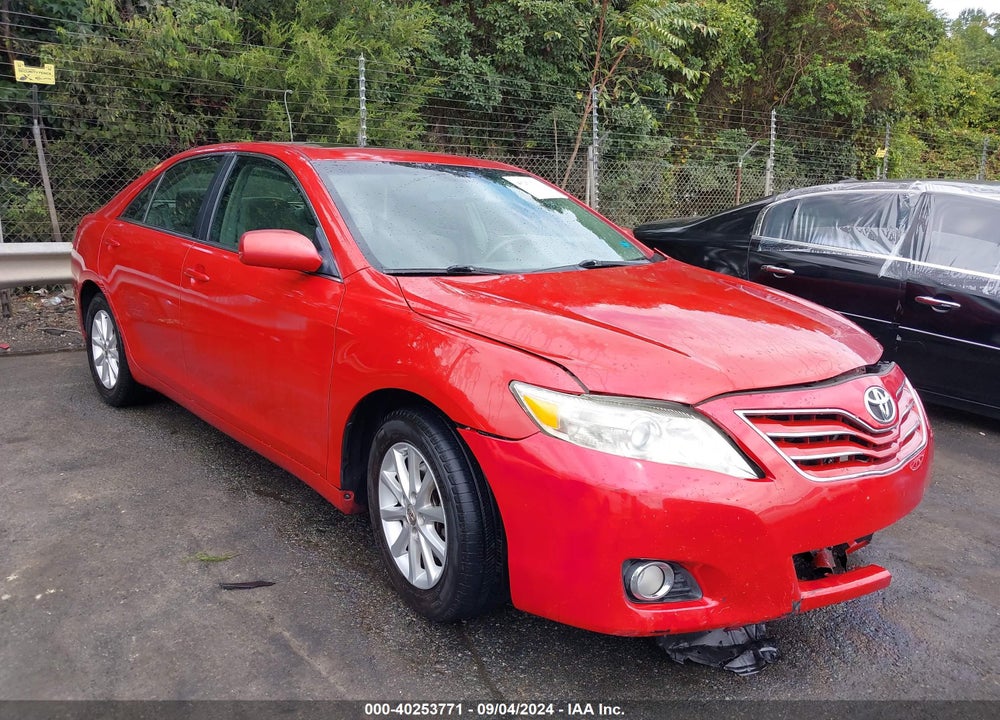 2011 TOYOTA CAMRY XLE VIN: 4T1BF3EK2BU653018