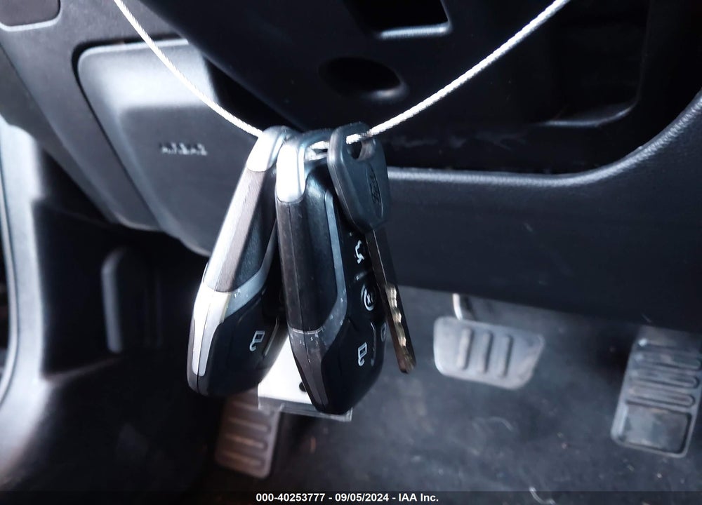 2017 FORD MUSTANG V6 VIN: 1FATP8EM5H5320101