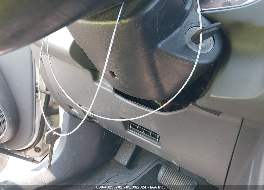 1998 TOYOTA RAV4 VIN: JT3HP10V3W0165635