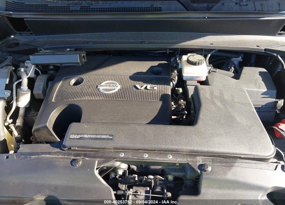 2015 NISSAN PATHFINDER S VIN: 5N1AR2MN1FC627417