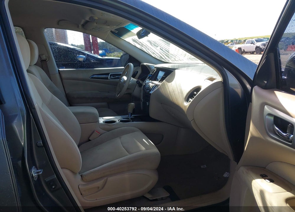 2015 NISSAN PATHFINDER S VIN: 5N1AR2MN1FC627417