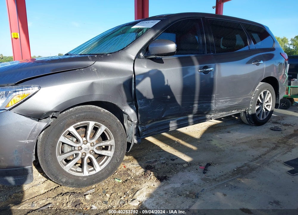 2015 NISSAN PATHFINDER S VIN: 5N1AR2MN1FC627417