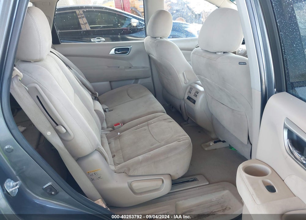 2015 NISSAN PATHFINDER S VIN: 5N1AR2MN1FC627417