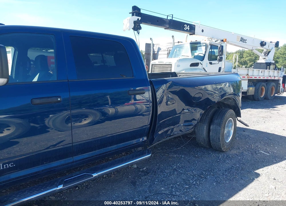 2022 RAM 3500 TRADESMAN  4X4 8' BOX VIN: 3C63RRGL0NG357079