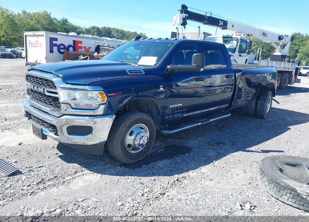 2022 RAM 3500 TRADESMAN  4X4 8' BOX VIN: 3C63RRGL0NG357079