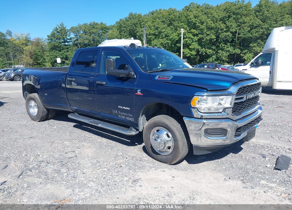 2022 RAM 3500 TRADESMAN  4X4 8' BOX VIN: 3C63RRGL0NG357079
