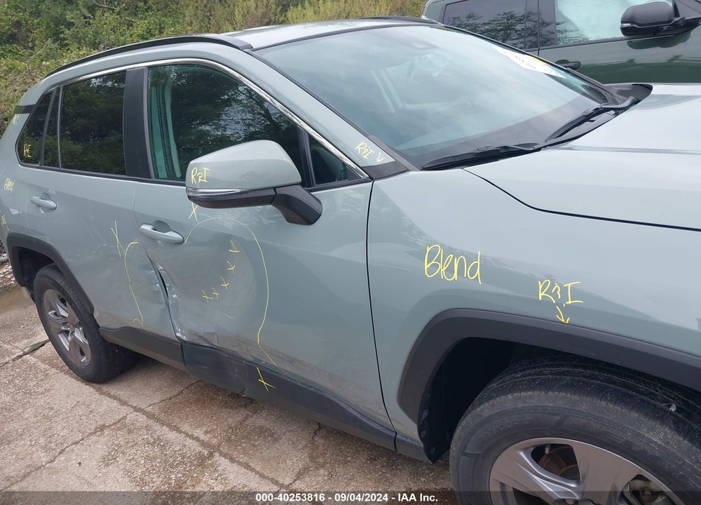 2022 TOYOTA RAV4 XLE VIN: 2T3W1RFV3NW209993