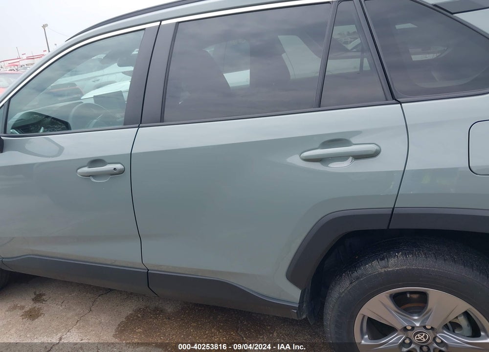 2022 TOYOTA RAV4 XLE VIN: 2T3W1RFV3NW209993