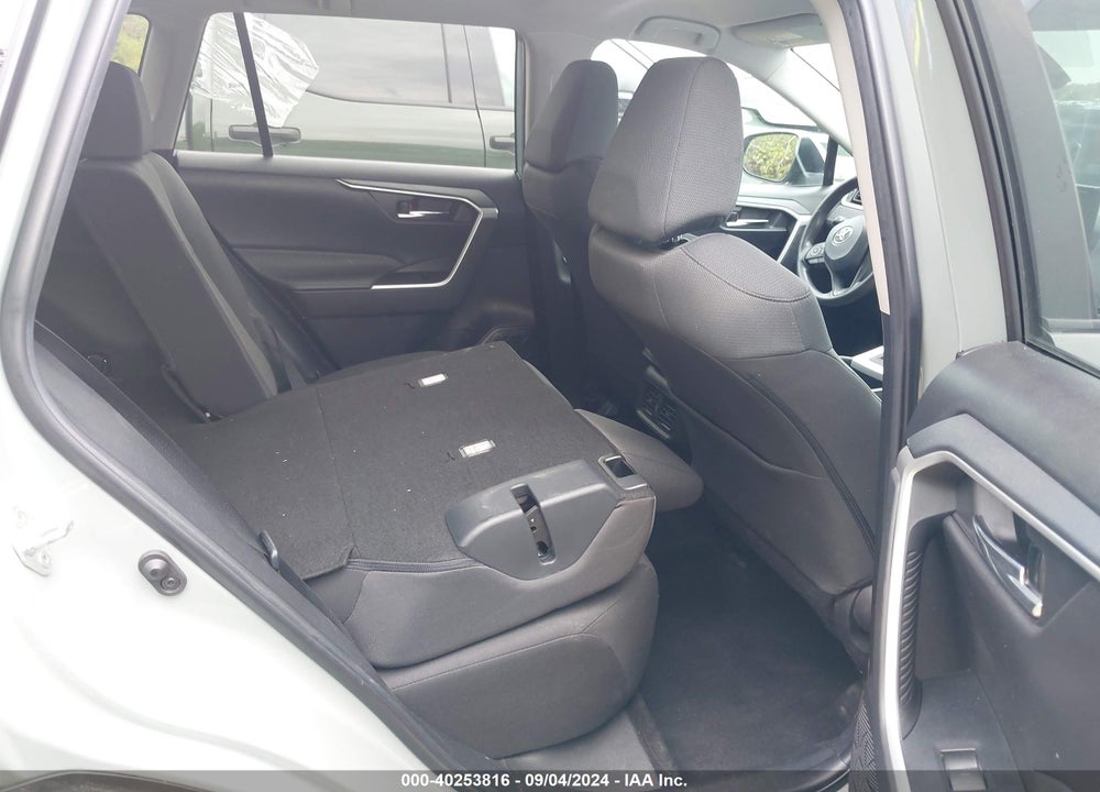 2022 TOYOTA RAV4 XLE VIN: 2T3W1RFV3NW209993