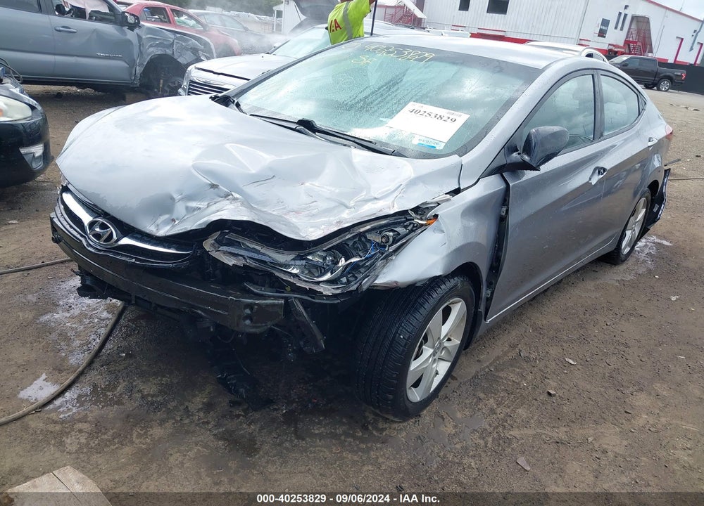 2013 HYUNDAI ELANTRA GLS VIN: KMHDH4AE8DU583195