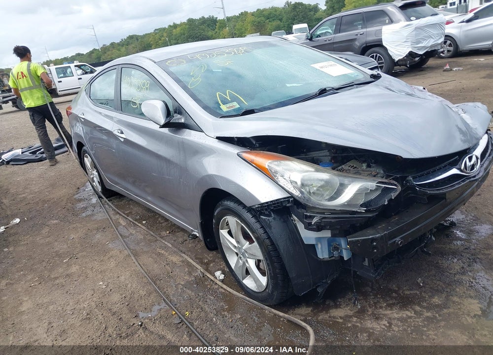 2013 HYUNDAI ELANTRA GLS VIN: KMHDH4AE8DU583195