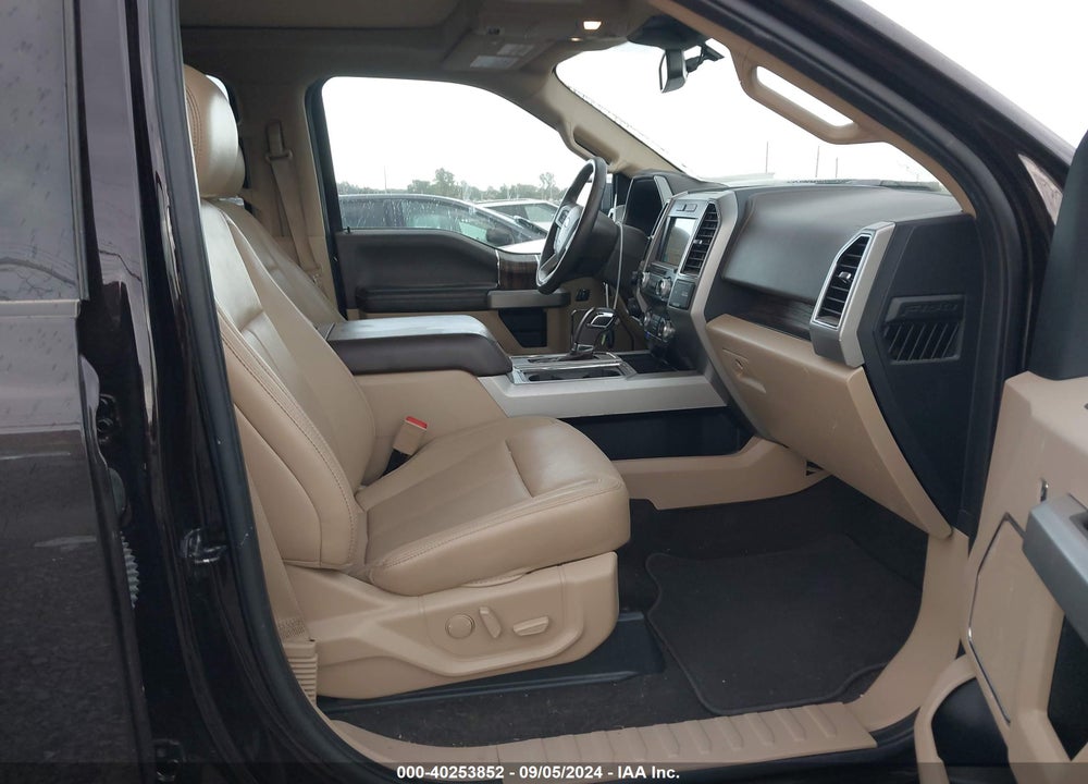 2019 FORD F-150 LARIAT VIN: 1FTEW1EP5KFA58721