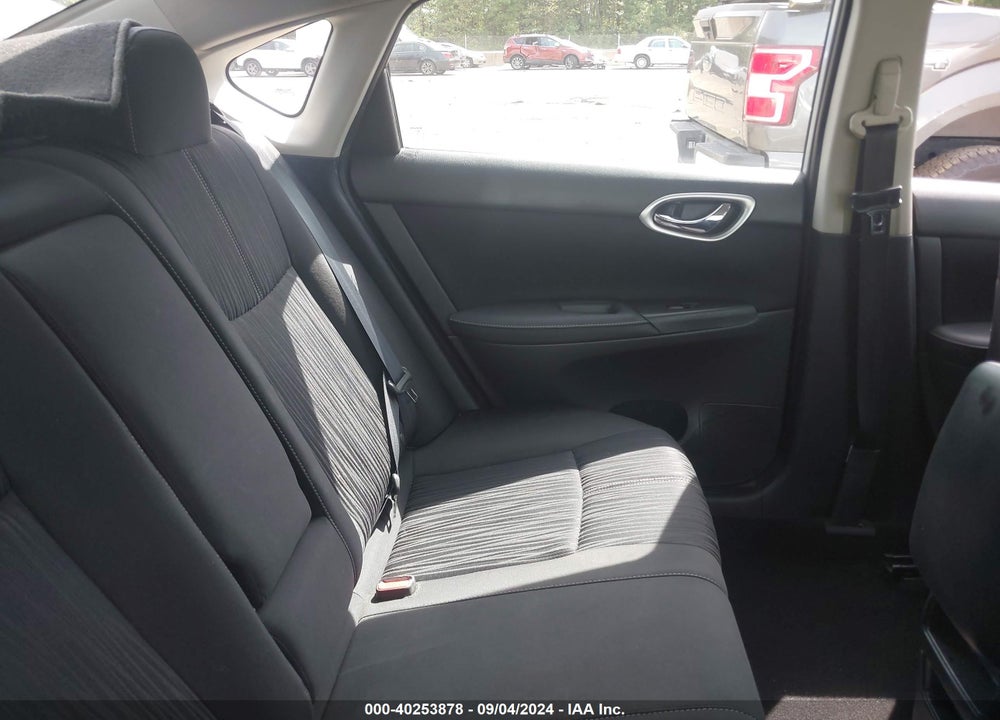 2018 NISSAN SENTRA SV VIN: 3N1AB7AP0JL621801