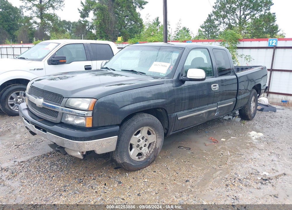 2005 CHEVROLET SILVERADO 1500 LS VIN: 2GCEC19V151185270
