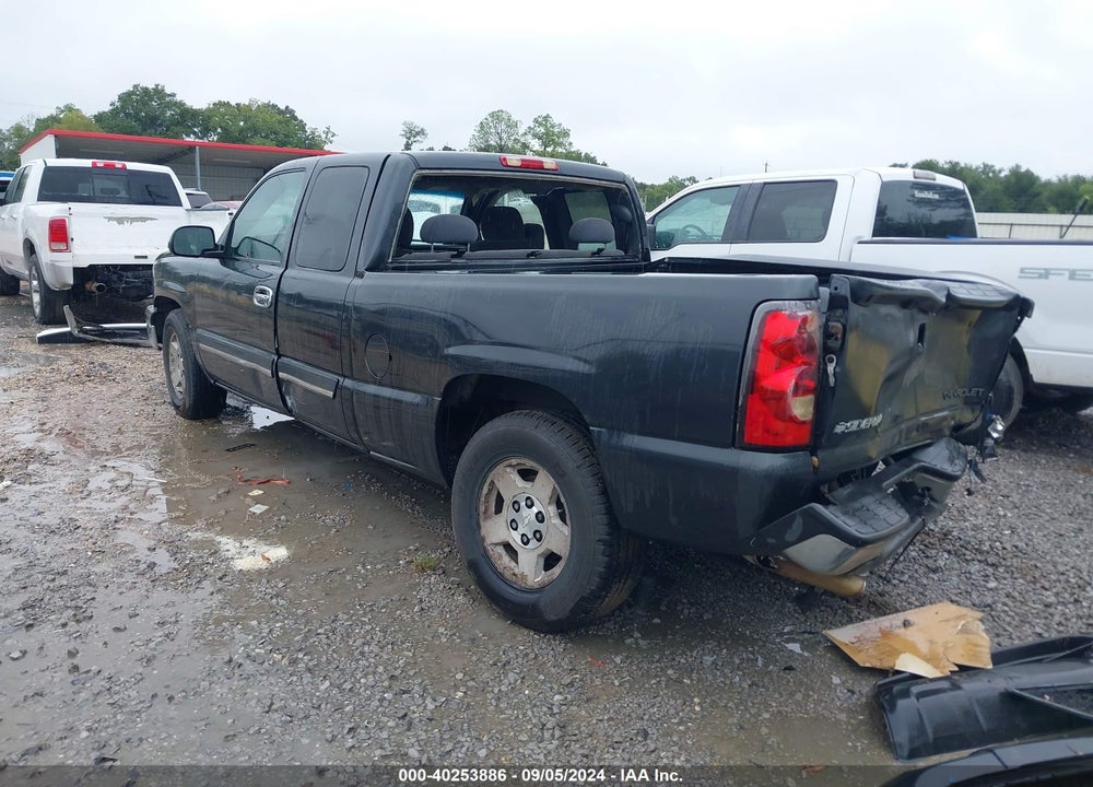 2005 CHEVROLET SILVERADO 1500 LS VIN: 2GCEC19V151185270