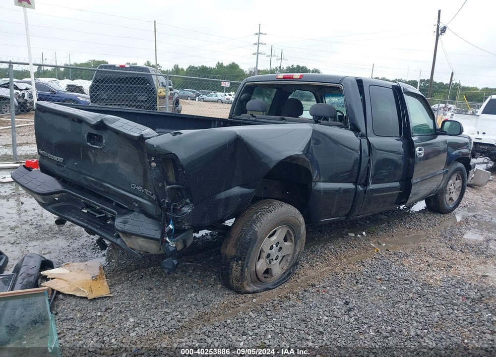 2005 CHEVROLET SILVERADO 1500 LS VIN: 2GCEC19V151185270