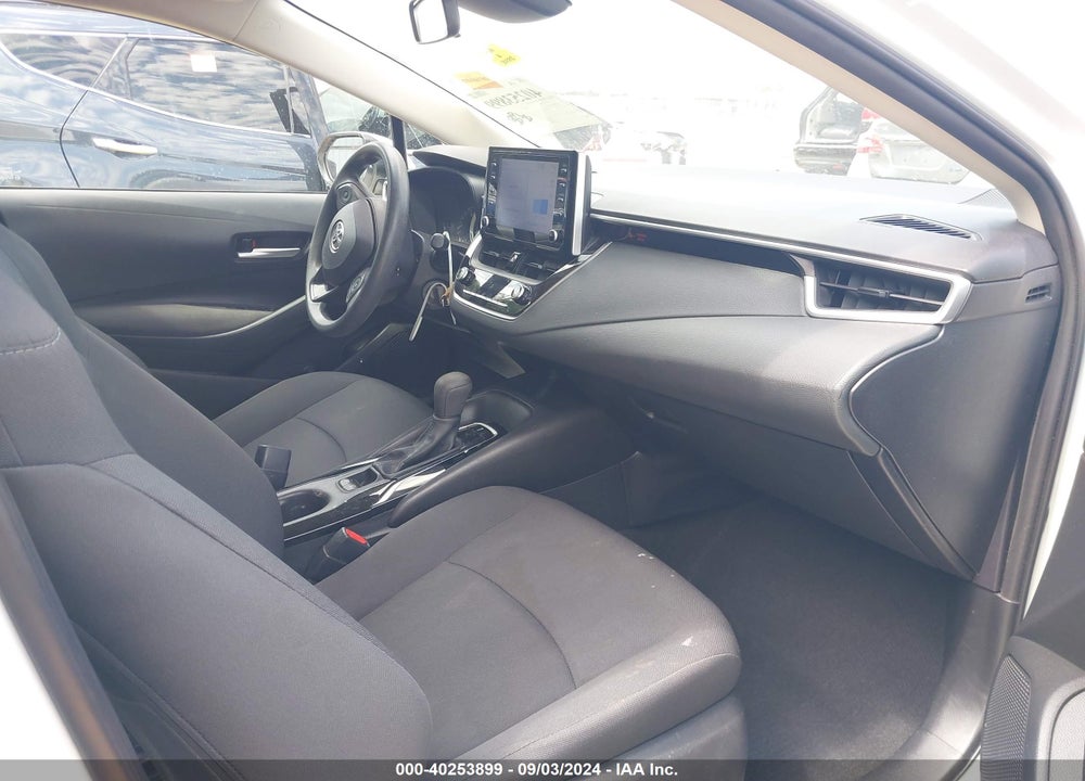2020 TOYOTA COROLLA LE VIN: 5YFEPRAE0LP098392
