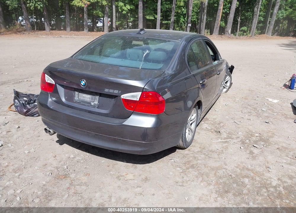 2008 BMW 328I VIN: WBAVA33598K053188
