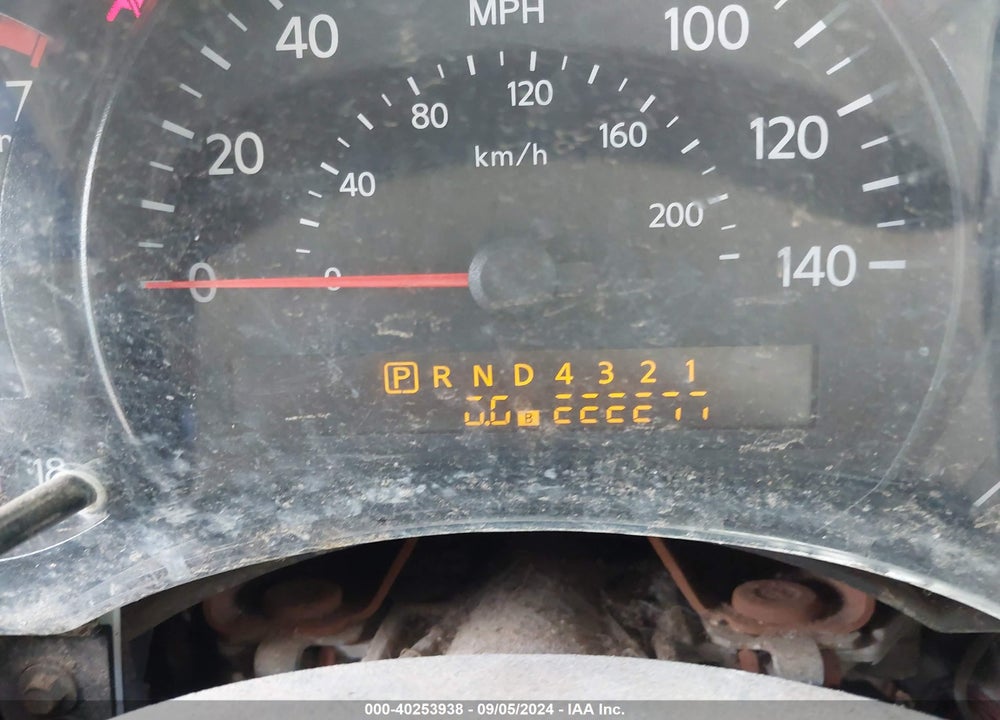 2004 NISSAN TITAN SE VIN: 1N6AA06A04N588392