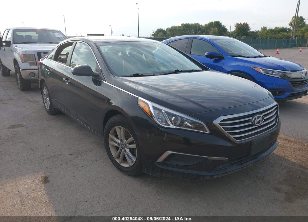 2016 HYUNDAI SONATA SE VIN: 5NPE24AFXGH421148