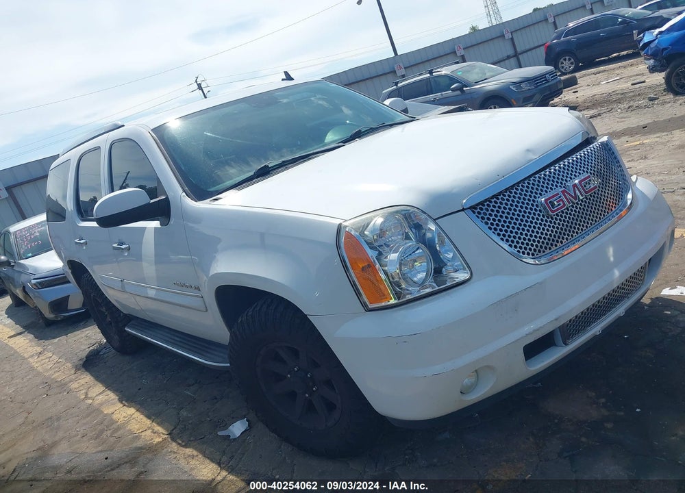 2008 GMC YUKON DENALI VIN: 1GKFK63858J227865