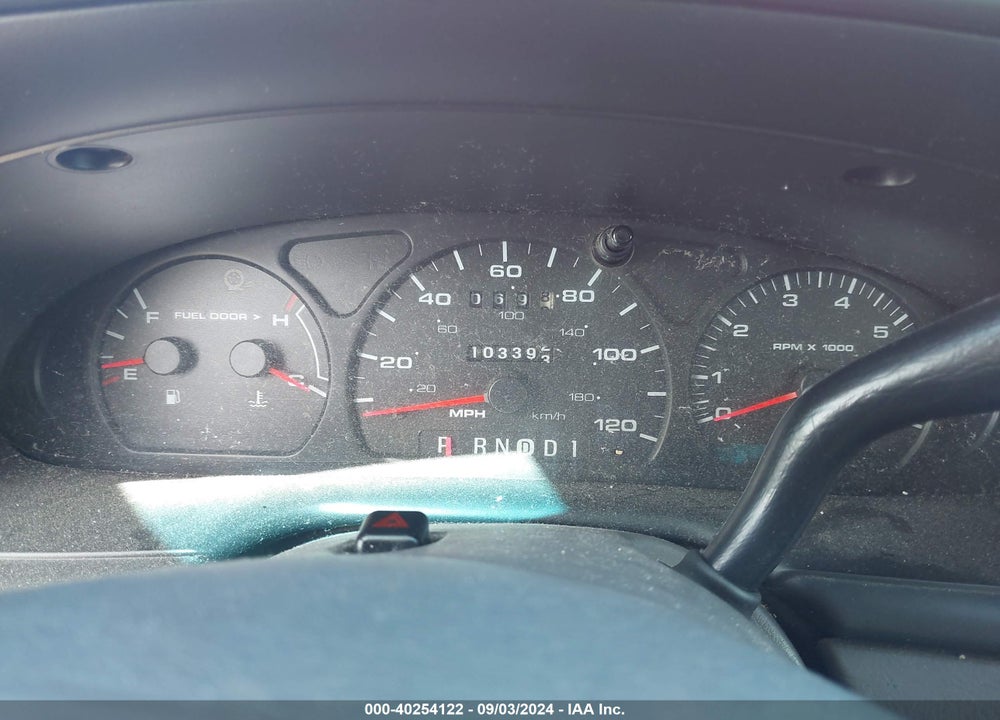 2002 FORD TAURUS VIN: 1FAFP53U92G172383