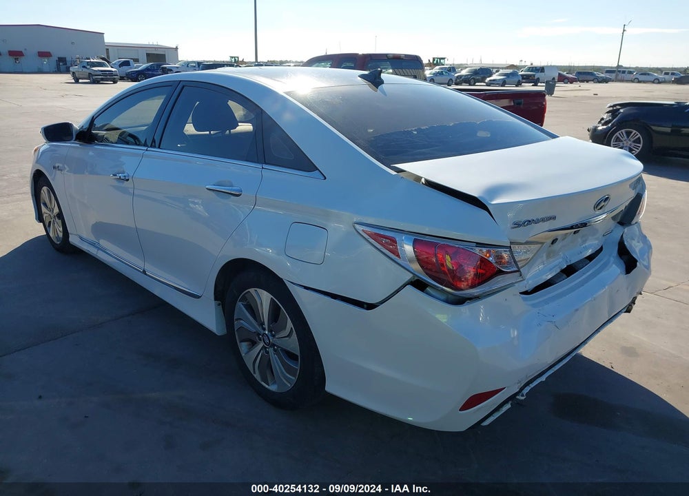 2014 HYUNDAI SONATA HYBRID LIMITED VIN: KMHEC4A44EA107586
