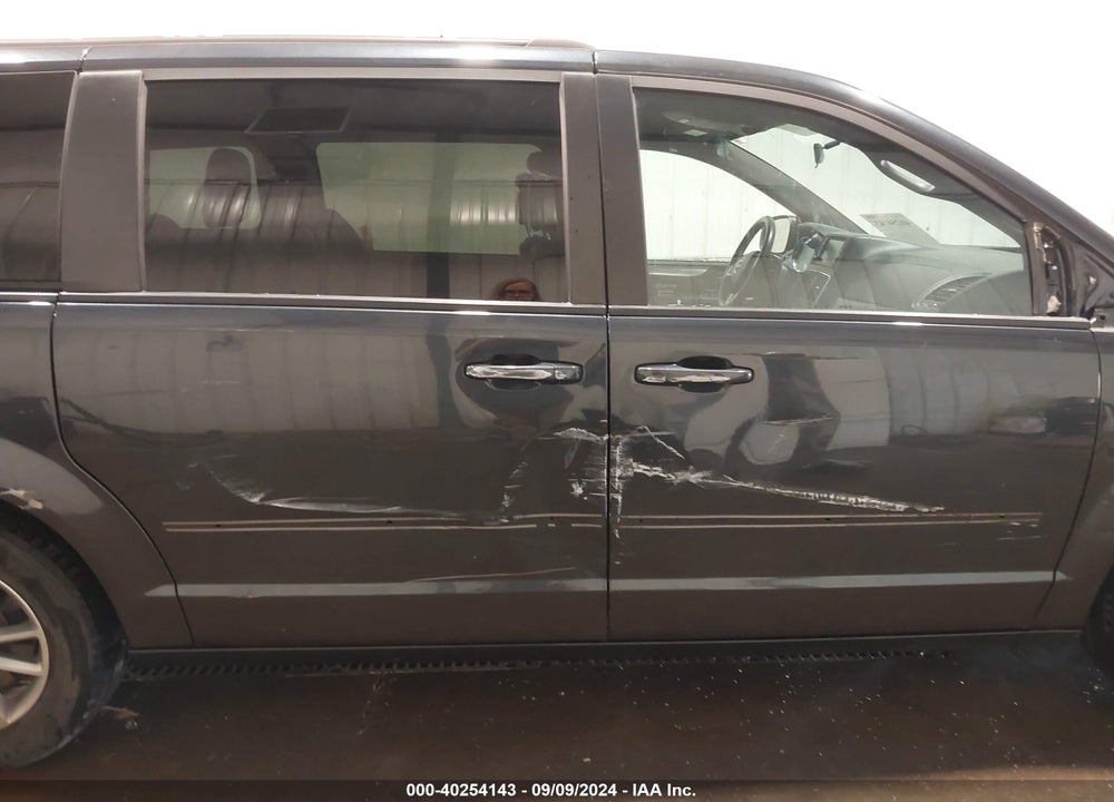 2014 DODGE GRAND CARAVAN R/T VIN: 2C4RDGEG0ER385437