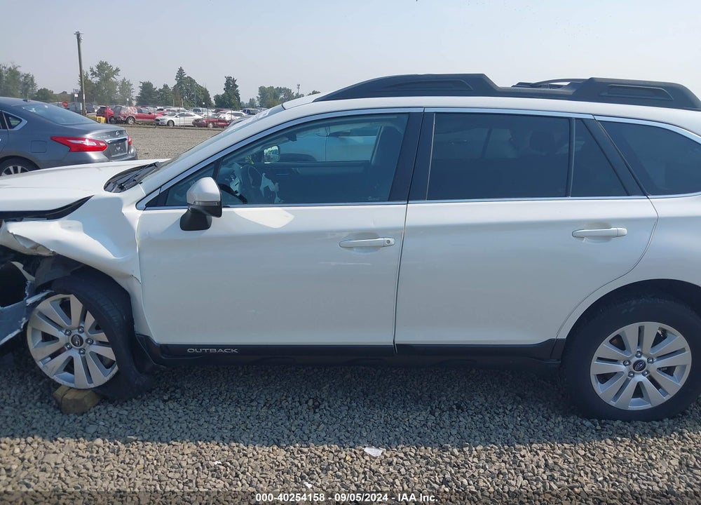 2018 SUBARU OUTBACK 2.5I PREMIUM VIN: 4S4BSAFC5J3324325