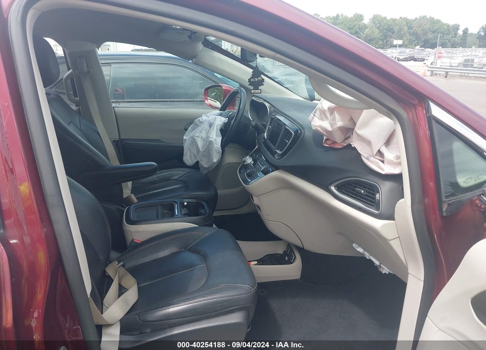 2020 CHRYSLER PACIFICA TOURING L VIN: 2C4RC1BG3LR280473