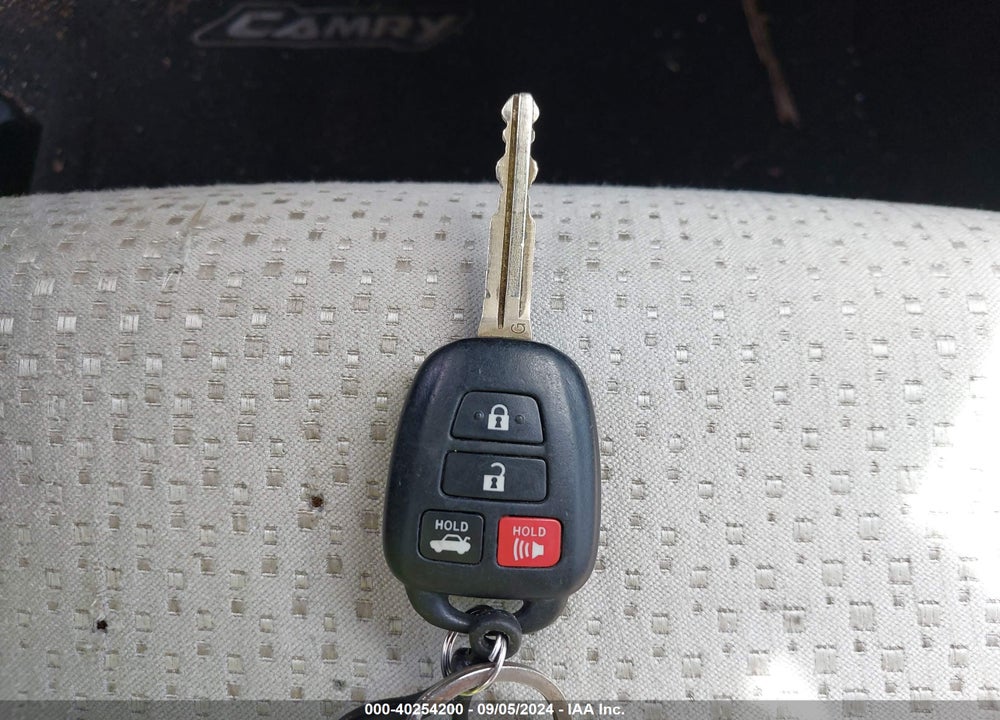 2012 TOYOTA CAMRY LE VIN: 4T1BF1FK8CU515567