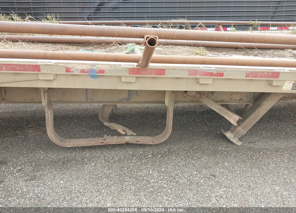 1998 WILSON TRAILER CO --- VIN: 4WWBEB6B8WM601445