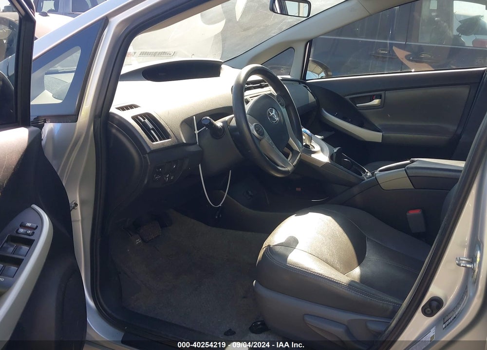2014 TOYOTA PRIUS PLUG-IN VIN: JTDKN3DP2E3058183