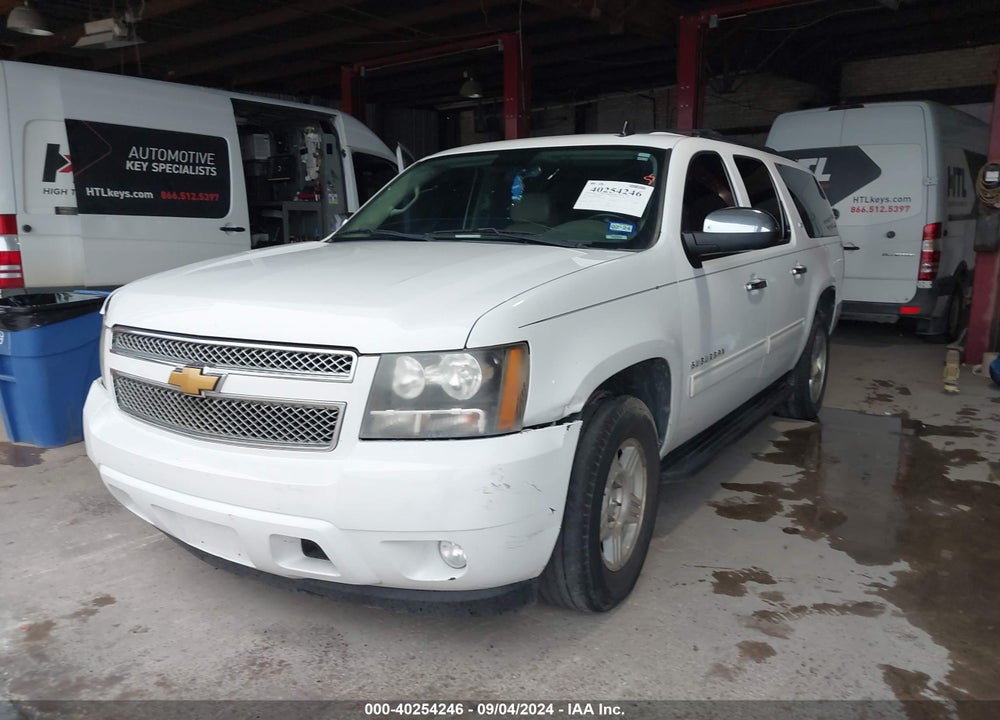 2014 CHEVROLET SUBURBAN 1500 LT VIN: 1GNSCJE05ER202809