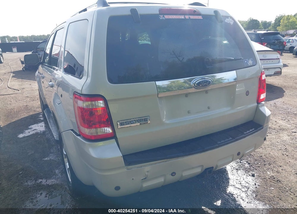 2008 FORD ESCAPE LIMITED VIN: 1FMCU04198KA06640