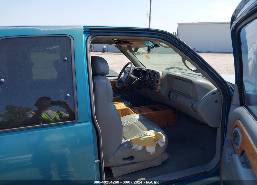 1997 CHEVROLET C1500 FLEETSIDE VIN: 1GBEC19R0VE144683
