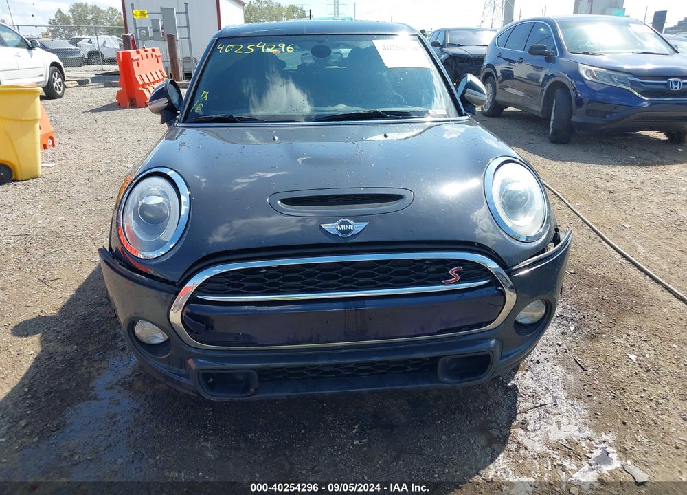2015 MINI HARDTOP COOPER S VIN: WMWXU3C59F2B55767