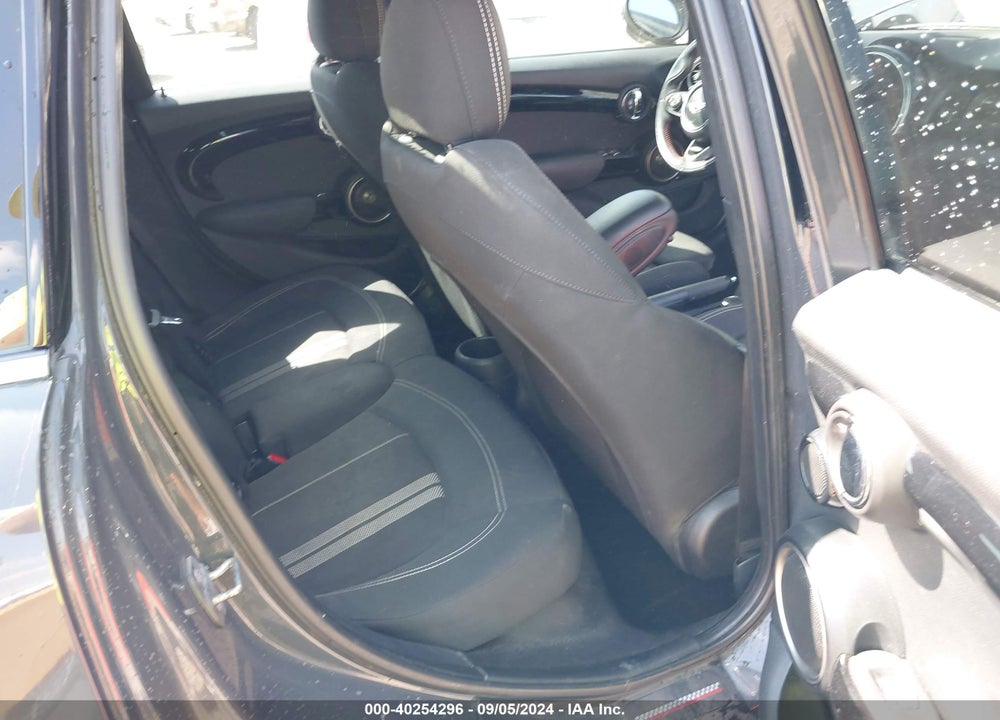 2015 MINI HARDTOP COOPER S VIN: WMWXU3C59F2B55767