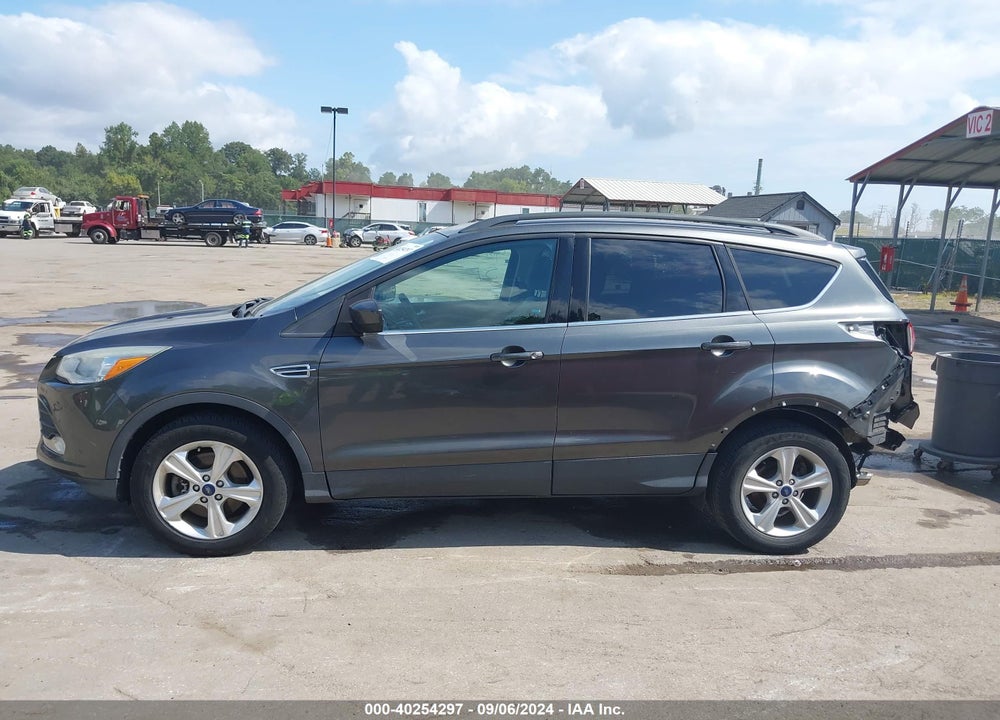 2015 FORD ESCAPE SE VIN: 1FMCU9GX5FUA98271