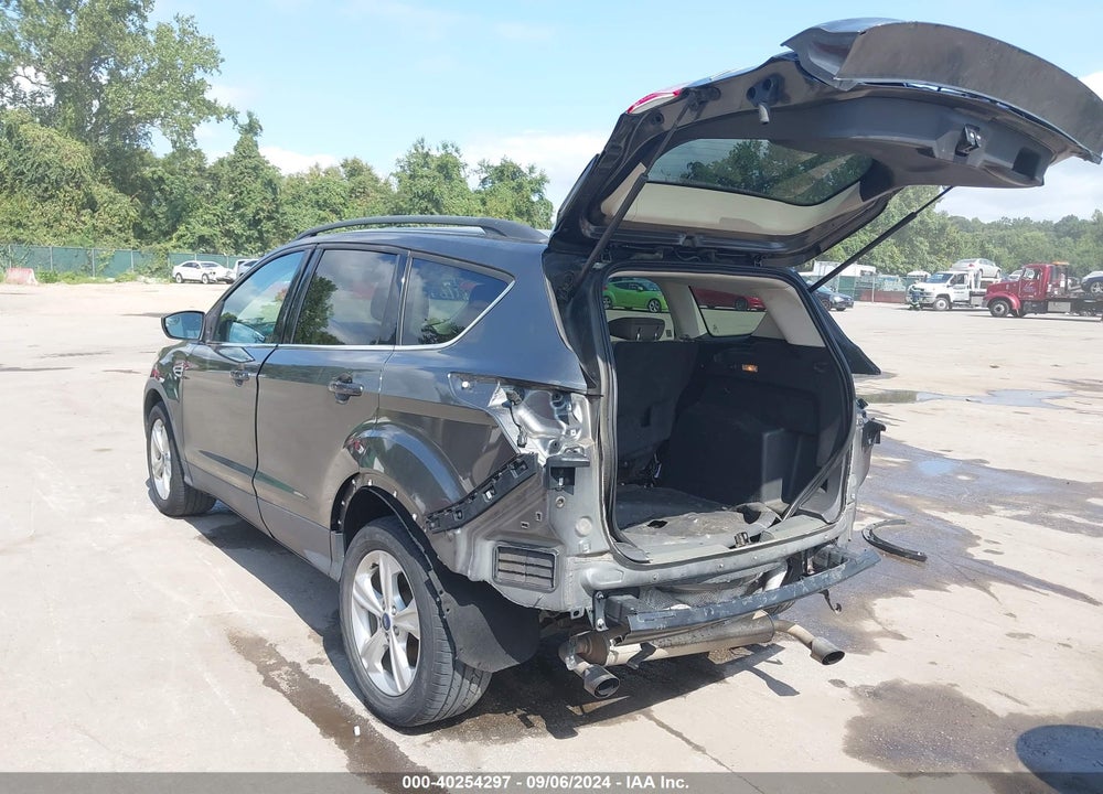 2015 FORD ESCAPE SE VIN: 1FMCU9GX5FUA98271
