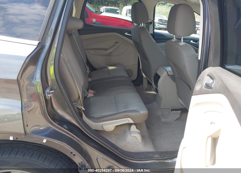 2015 FORD ESCAPE SE VIN: 1FMCU9GX5FUA98271